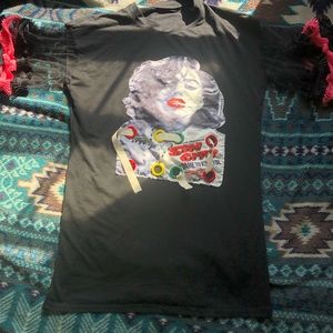 Graphic oversized shirt